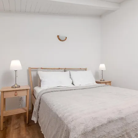 Apartment With A Parking Space - 22740 Rovinj
