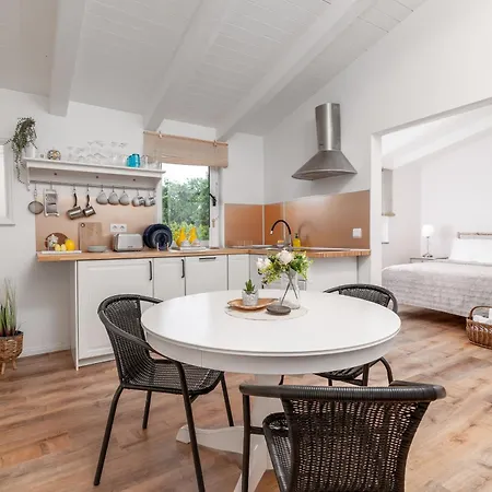 With A Parking Space - 22740 Rovinj